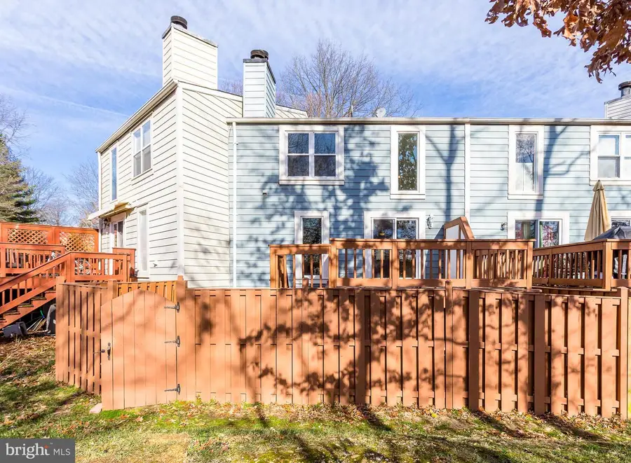 5837 Norham Dr, Alexandria, VA 22315 - #3