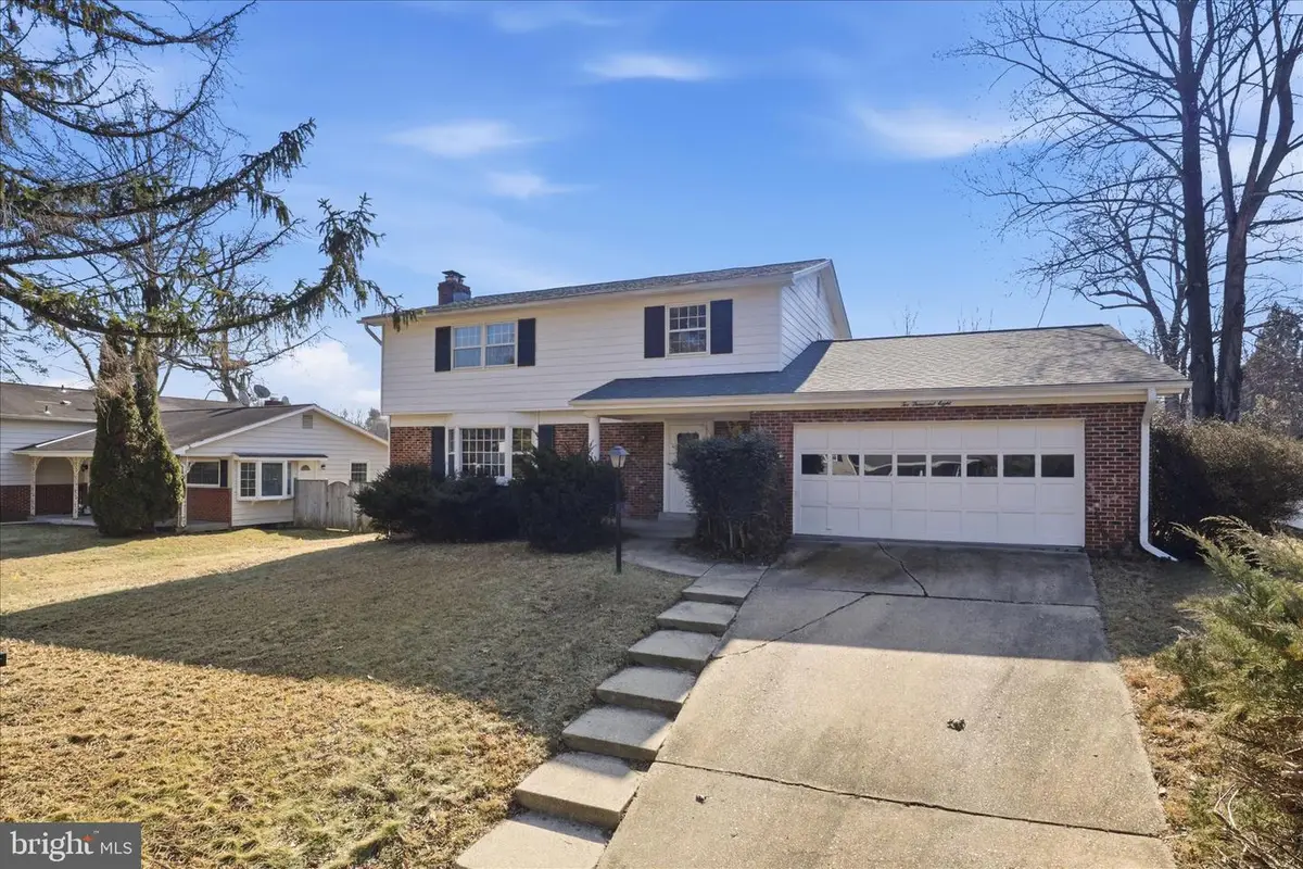 2008 Friendship Ln, Falls Church, VA 22043 - #1