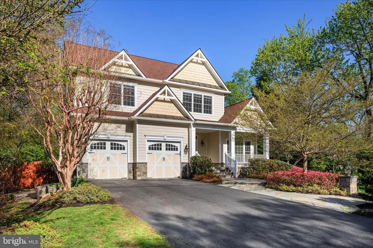 3003 Beechwood Ln, Falls Church, VA 22042 - #1