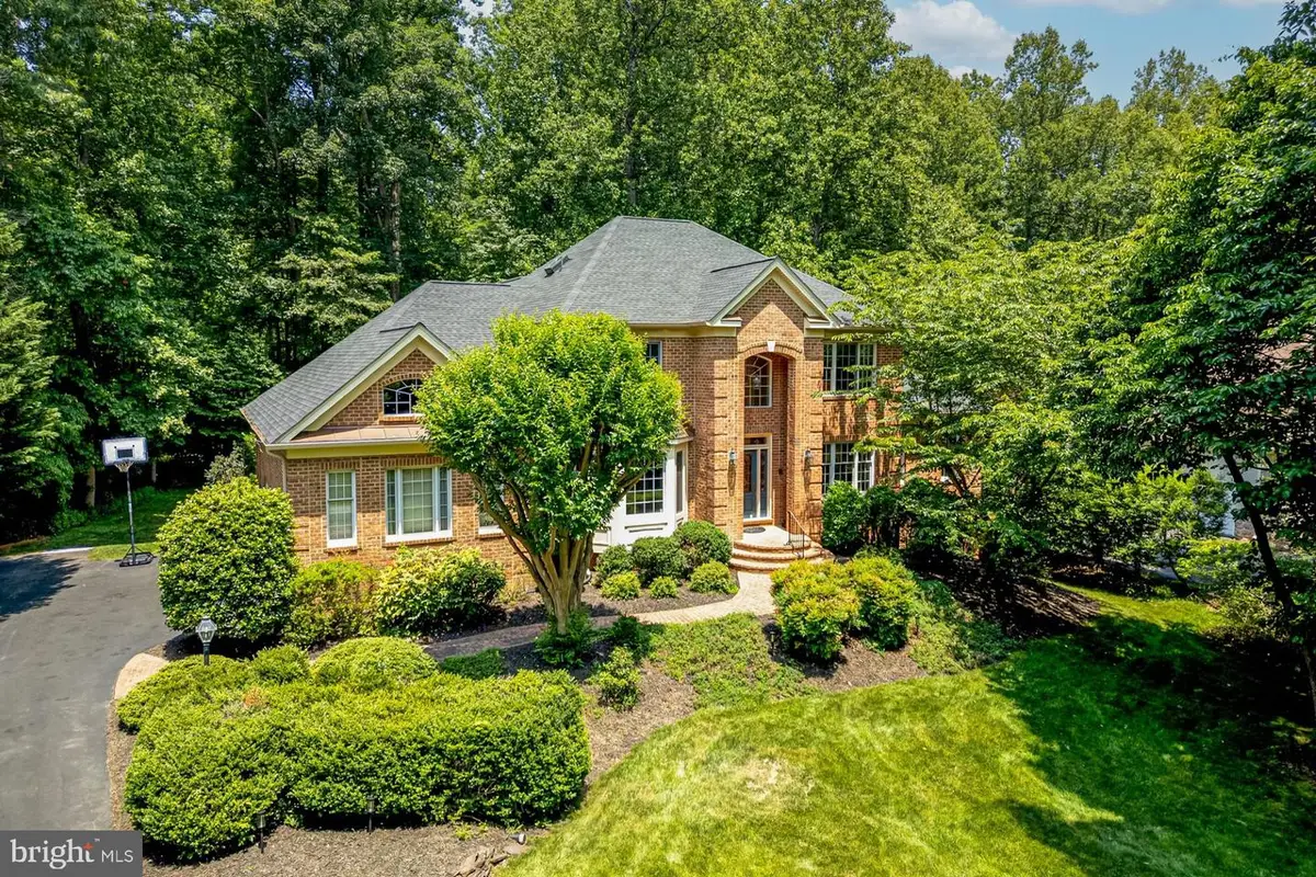 12390 Falkirk Dr, Fairfax, VA 22033 - #1