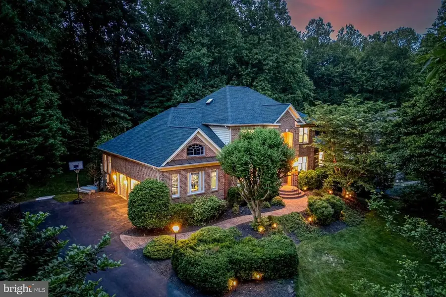 12390 Falkirk Dr, Fairfax, VA 22033 - #2