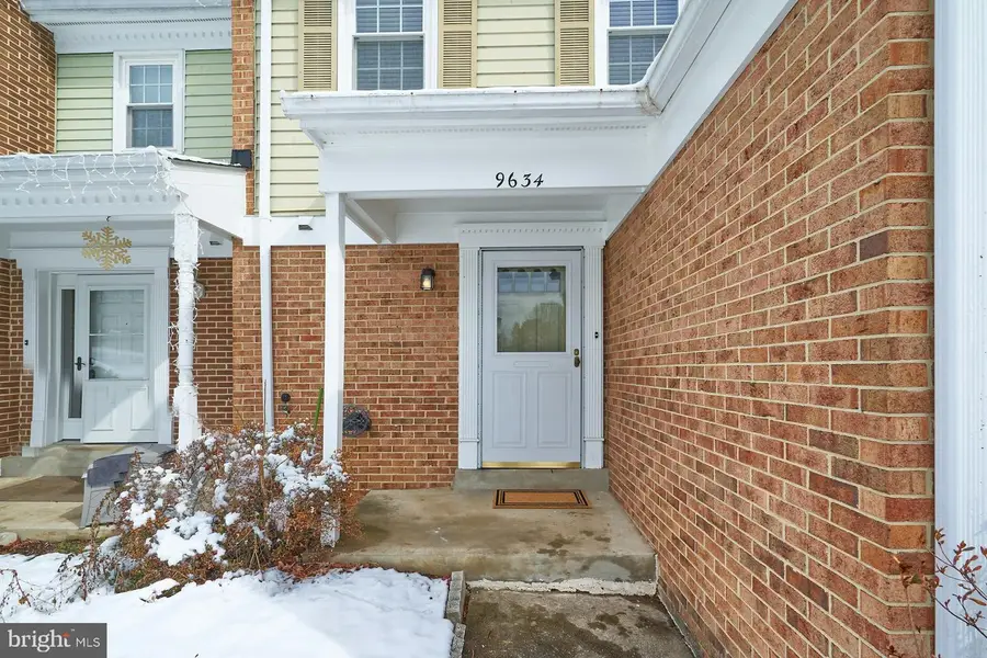 9634 Blincoe Ct, Burke, VA 22015 - #2