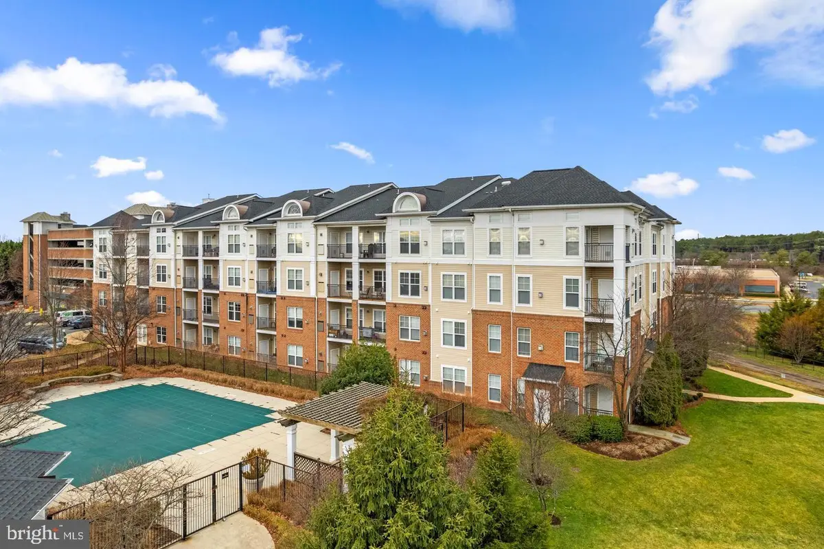 3830 Lightfoot St #223, Chantilly, VA 20151 - #1