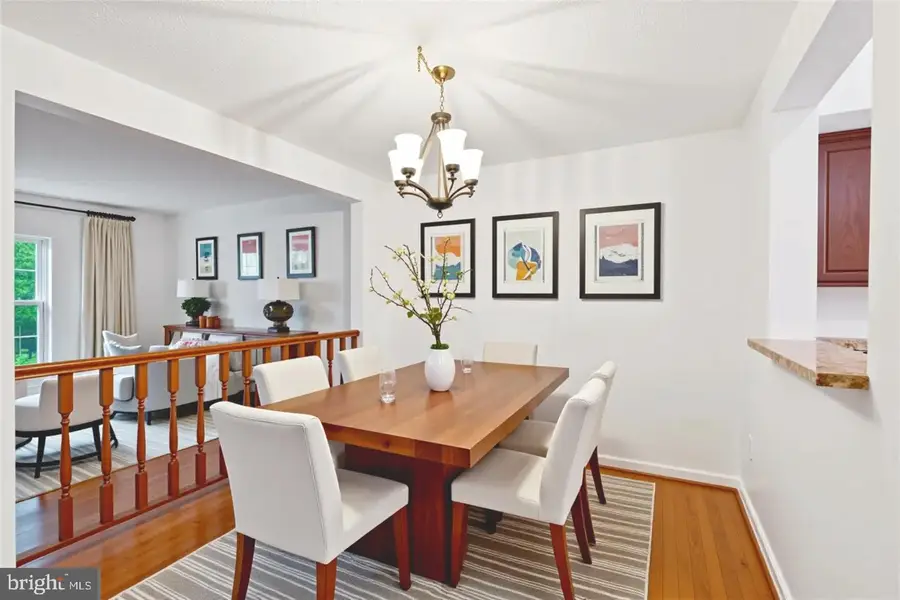 10921 Harpers Square Ct, Reston, VA 20191 - #3