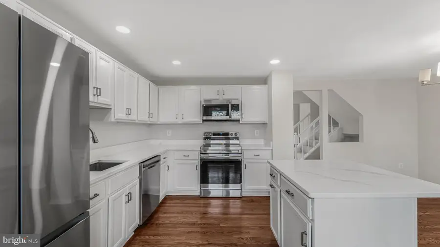 6474 Brickleigh Ct, Alexandria, VA 22315 - #3