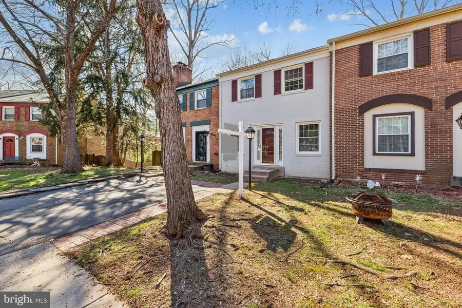 6136 Gothwaite Dr, Centreville, VA 20120 - #3