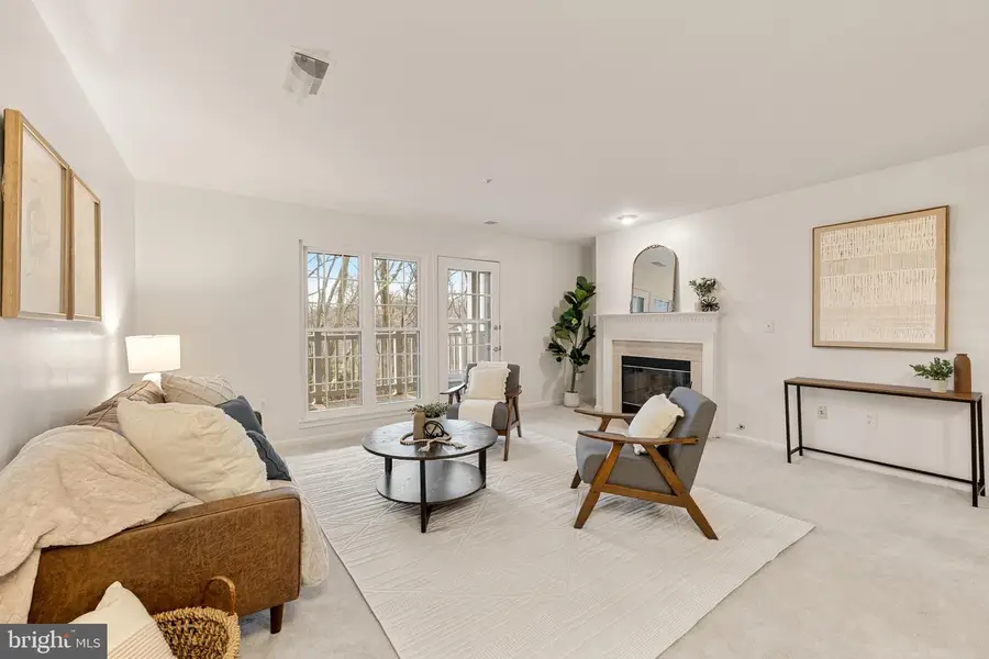 6111 Wigmore Ln #f, Alexandria, VA 22315 - #3