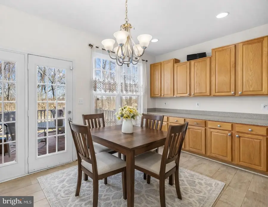 8135 Dove Cottage Ct, Lorton, VA 22079 - #3