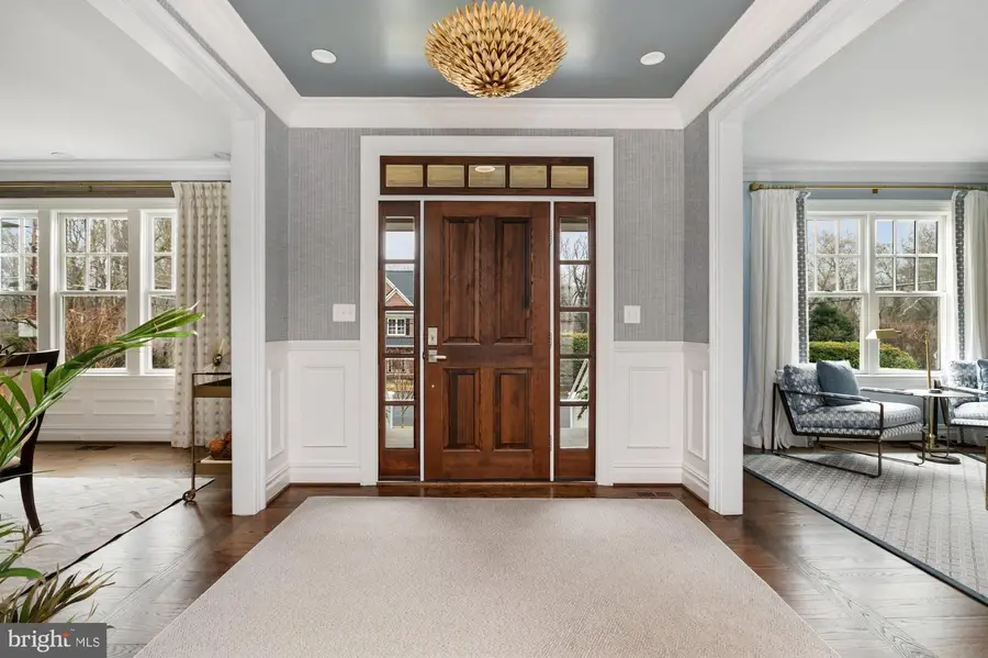 1610 Brookside Rd, McLean, VA 22101 - #2