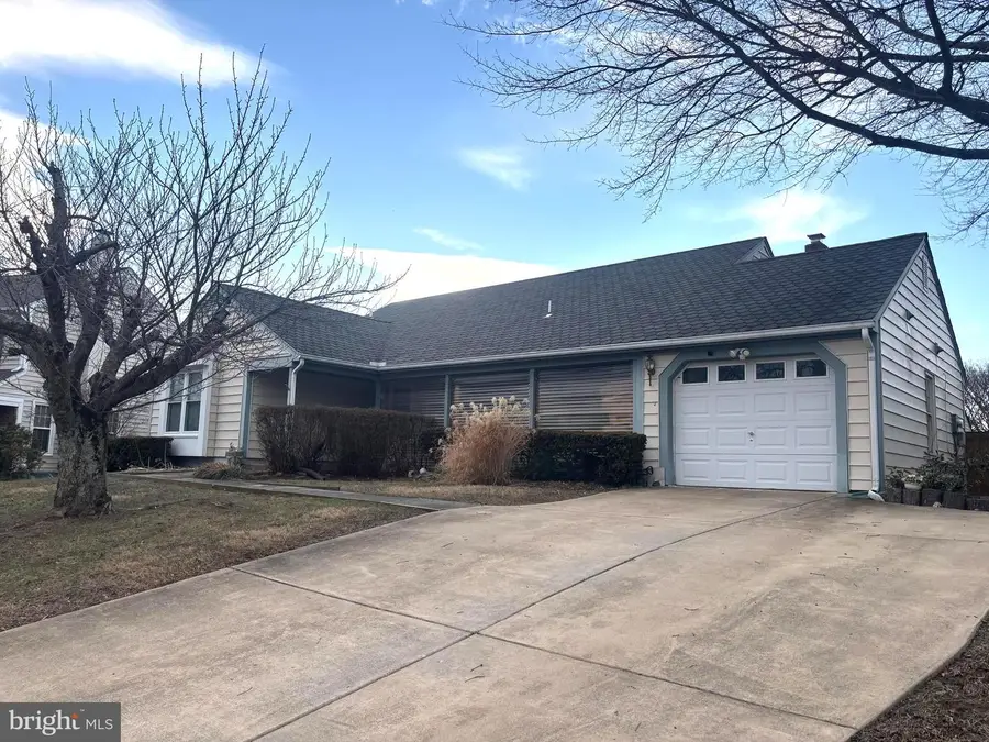 5406 Clubside Ln, Centreville, VA 20120 - #2