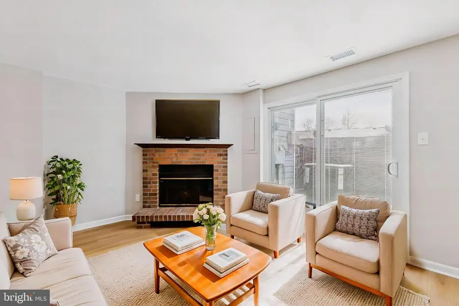 8545 Blue Rock Ln, Lorton, VA 22079 - #2