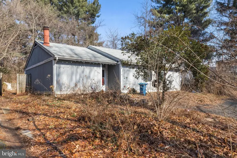 11308 Geddys Ct, Reston, VA 20191 - #3