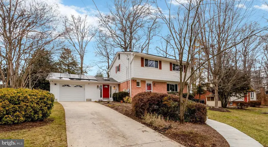 8816 Victoria Rd, Springfield, VA 22151 - #2