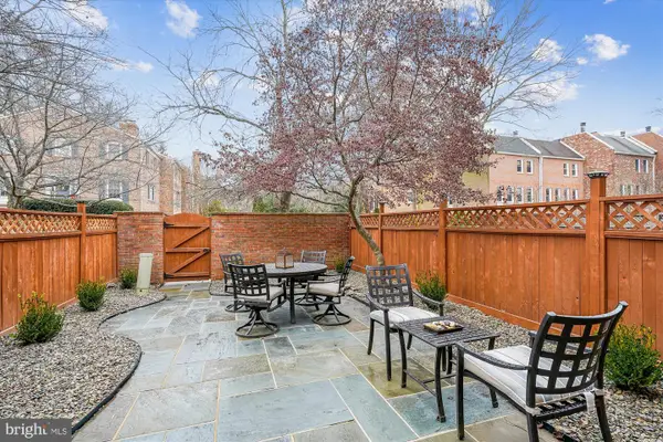 1605 Dunterry Pl, MCLEAN, VA 22101