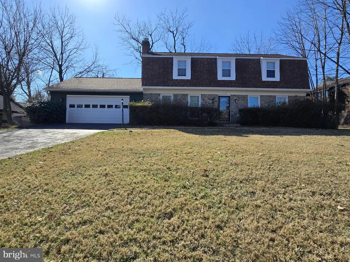 1530 Pathfinder Ln, McLean, VA 22101 - #1