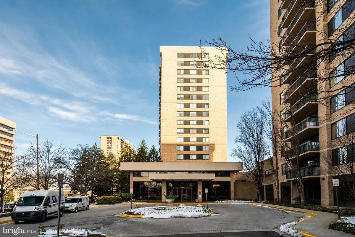 3713 S George Mason Dr #305, Falls Church, VA 22041 - #1