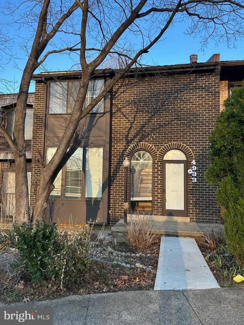 4933 Oriskany Dr, Annandale, VA 22003 - #1