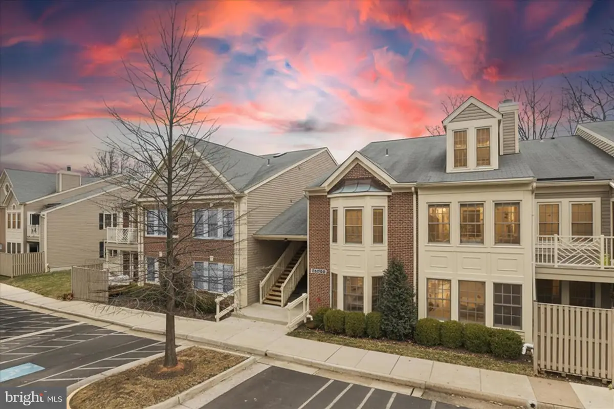 12008 Ridge Knoll Dr #7, Fairfax, VA 22033 - #1