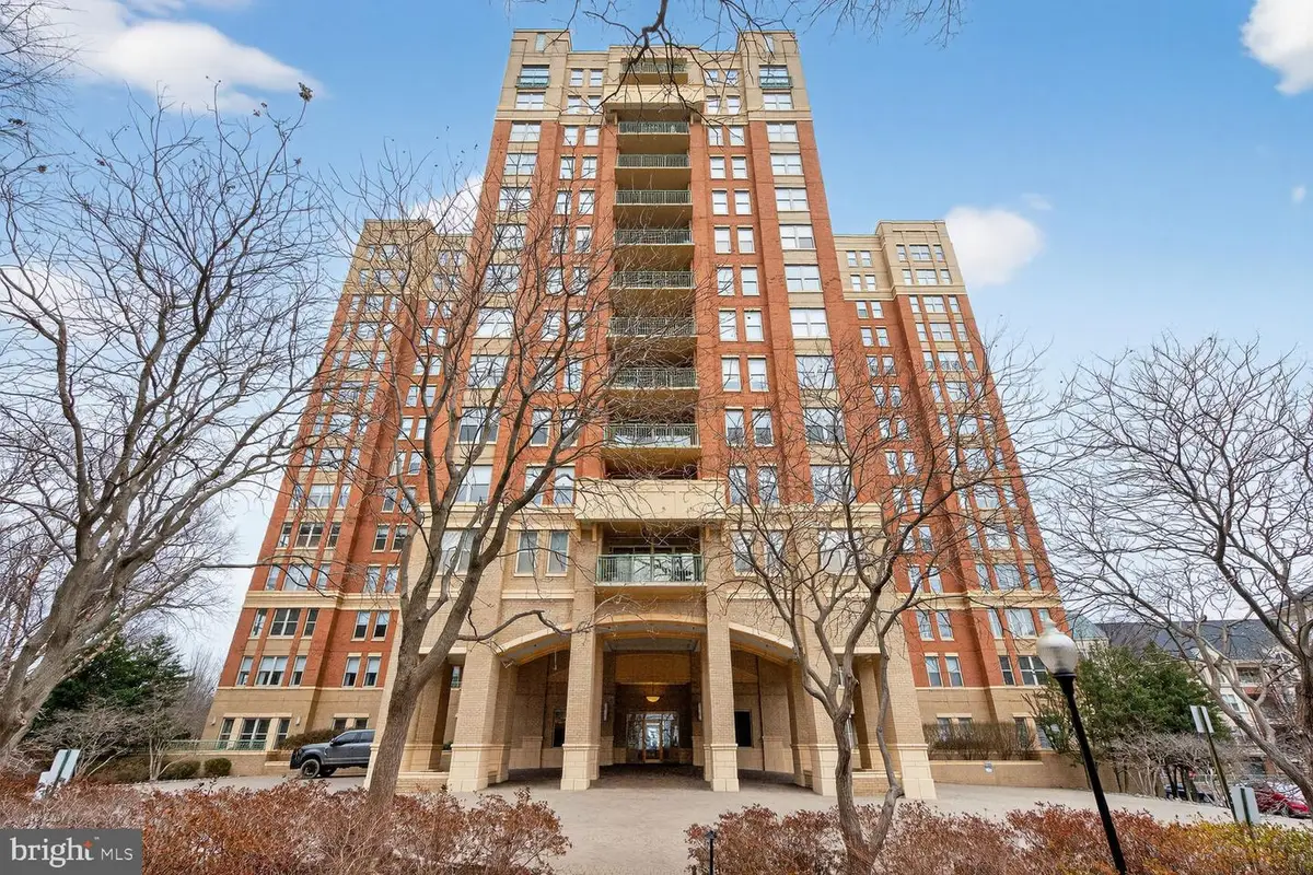 11776 Stratford House Pl #1008, Reston, VA 20190 - #1