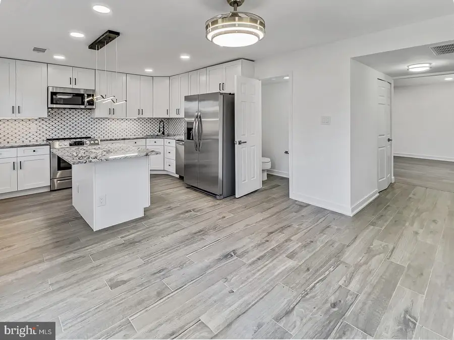 9824 Hagel Cir, Lorton, VA 22079 - #2