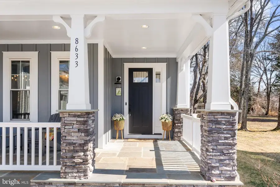 8633 Fort Hunt Rd, Alexandria, VA 22308 - #3