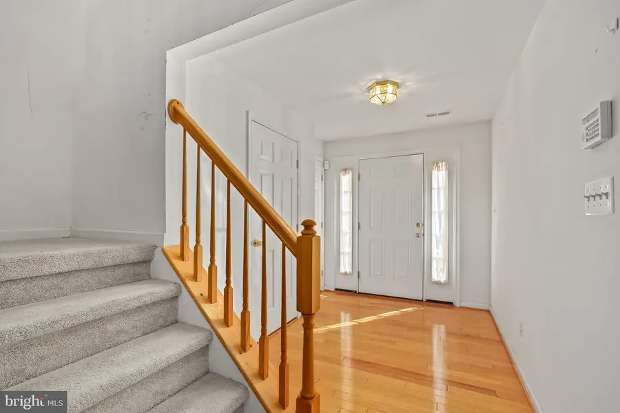 8079 Horseshoe Cottage Cir, Lorton, VA 22079 - #3