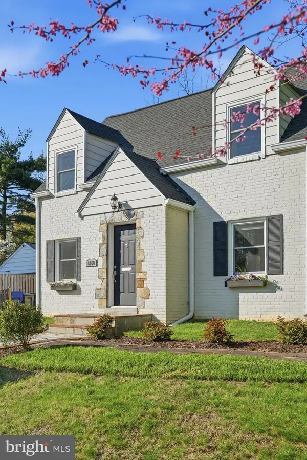 6060 Wooten Dr, FALLS CHURCH, VA 22044