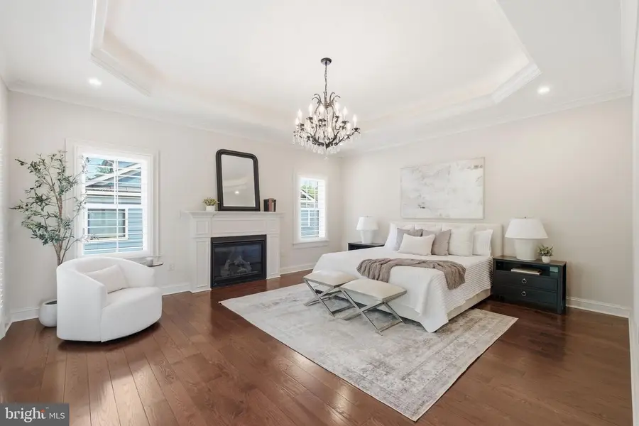 609 Kingsley Rd Sw, Vienna, VA 22180 - #3