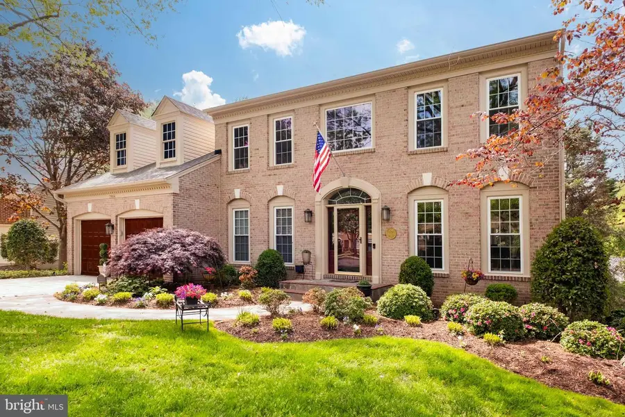 7904 Willfield Ct, Fairfax Station, VA 22039 - #3