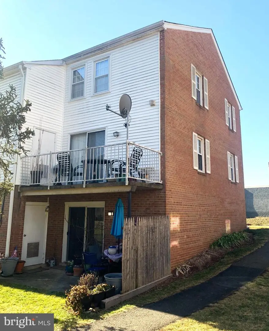 14487 Saint Germain Dr, Centreville, VA 20121 - #2