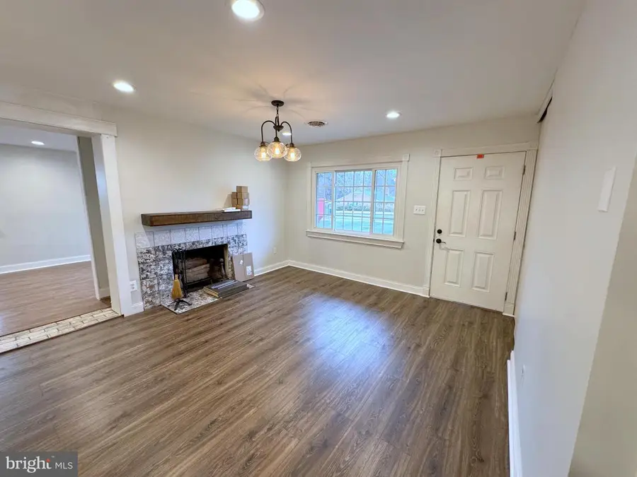 5008 Terrell St, Annandale, VA 22003 - #3