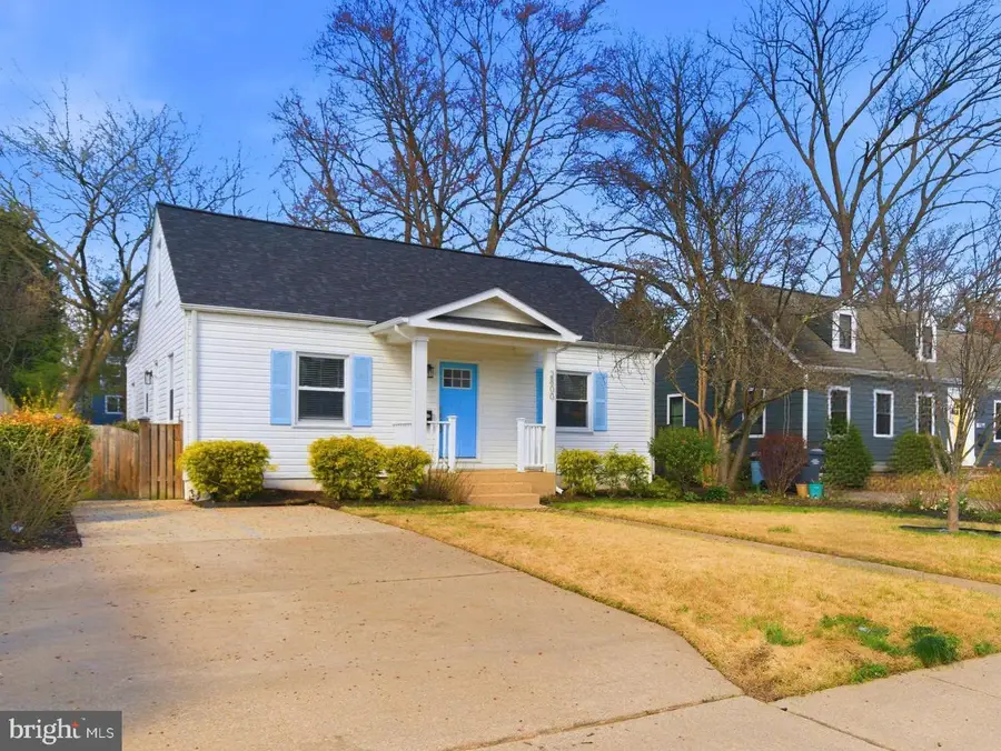 2800 Cameron Rd, Falls Church, VA 22042 - #3