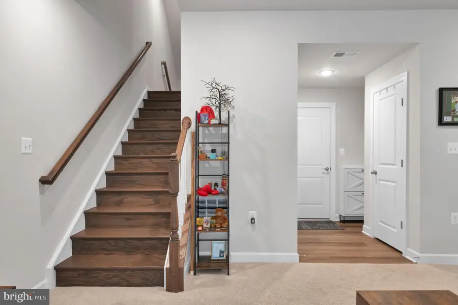 7203 Mountaineer Dr, Alexandria, VA 22306 - #2