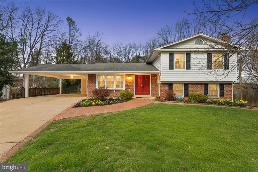 2122 Statute Ln, Vienna, VA 22181 - #2