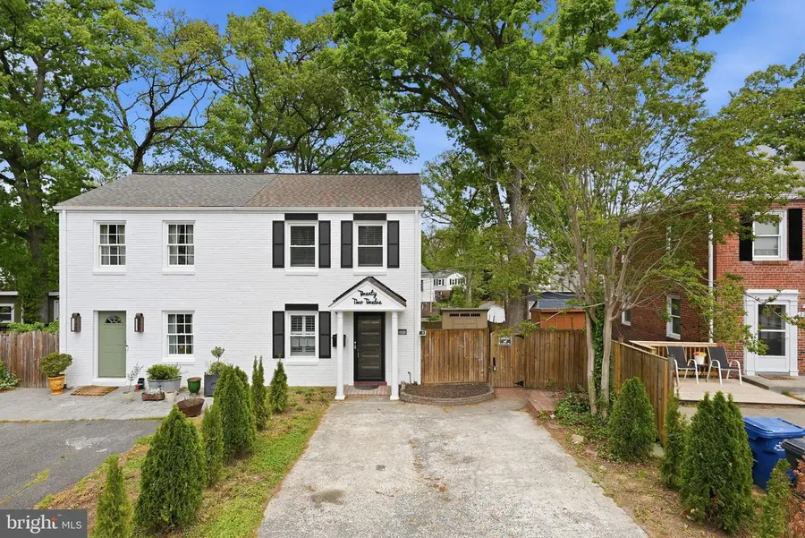 2212 Huntington Ave, Alexandria, VA 22303 - #2