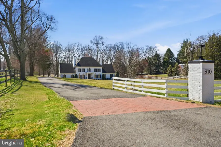 310 Springvale Rd, Great Falls, VA 22066 - #2