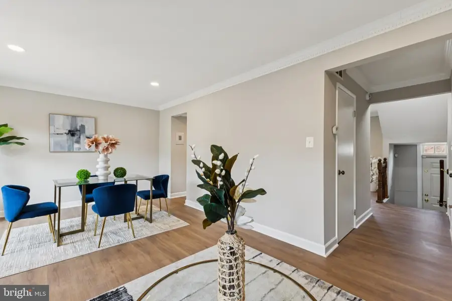 9625 Lindenbrook St, Fairfax, VA 22031 - #3