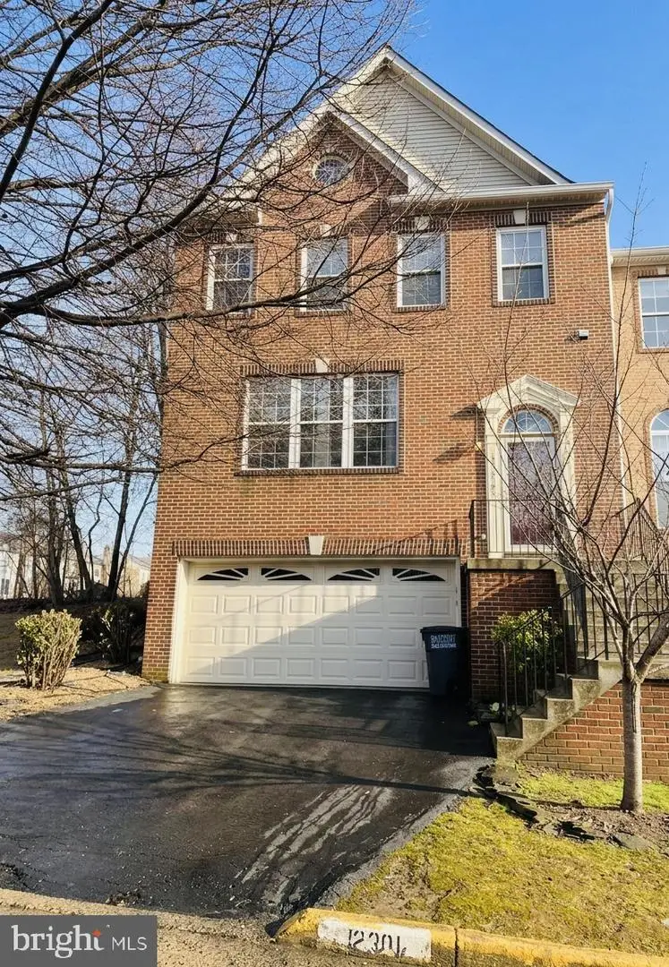 12301 Fieldbrook Pl, Fairfax, VA 22033 - #2