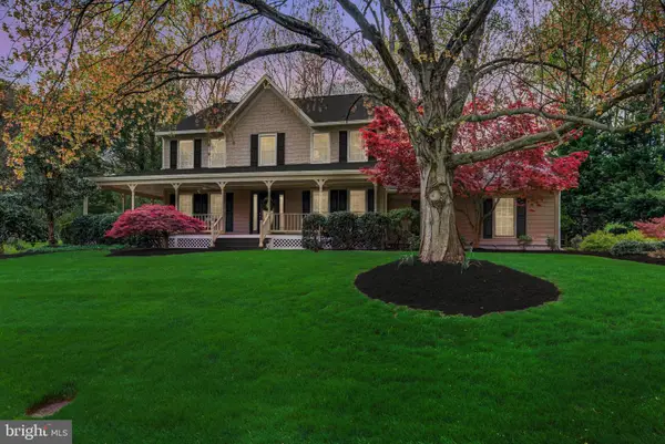 2818 Center Ridge Dr, OAKTON, VA 22124