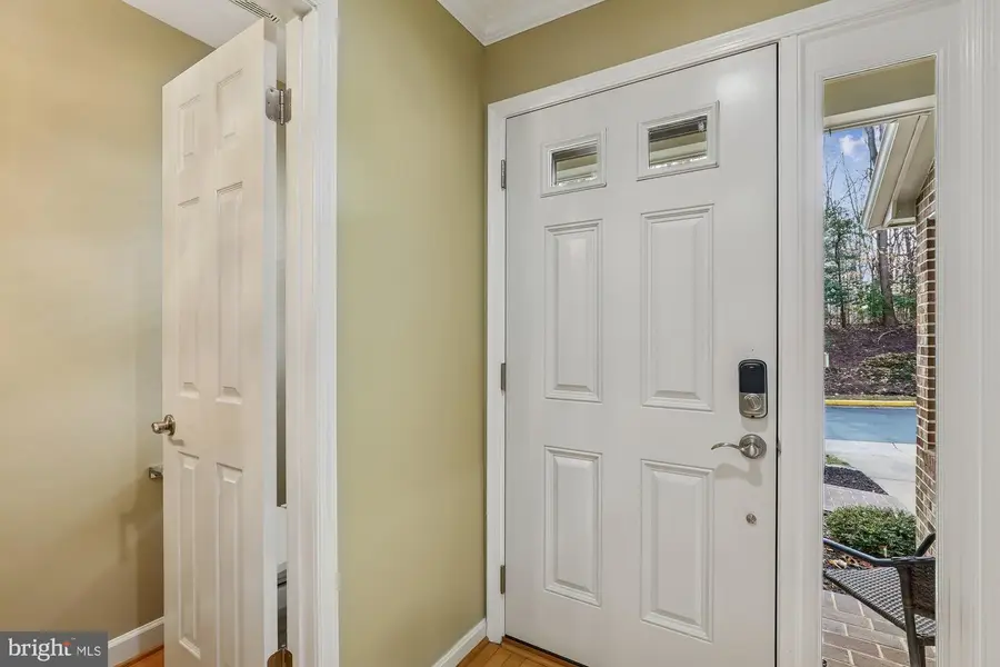 8019 Galla Knoll Cir, Springfield, VA 22153 - #3