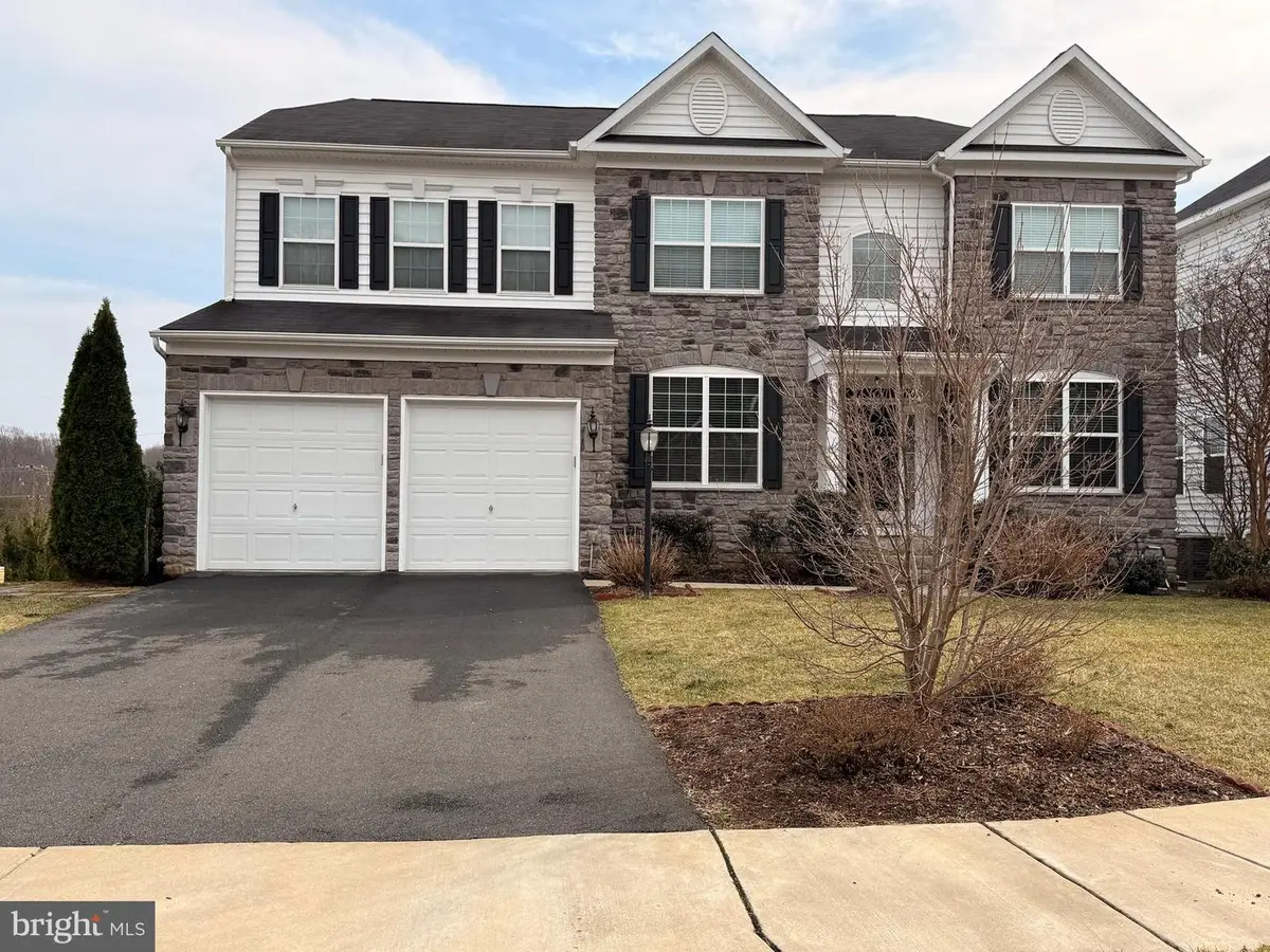 5575 James Young Way, Fairfax, VA 22032 - #1