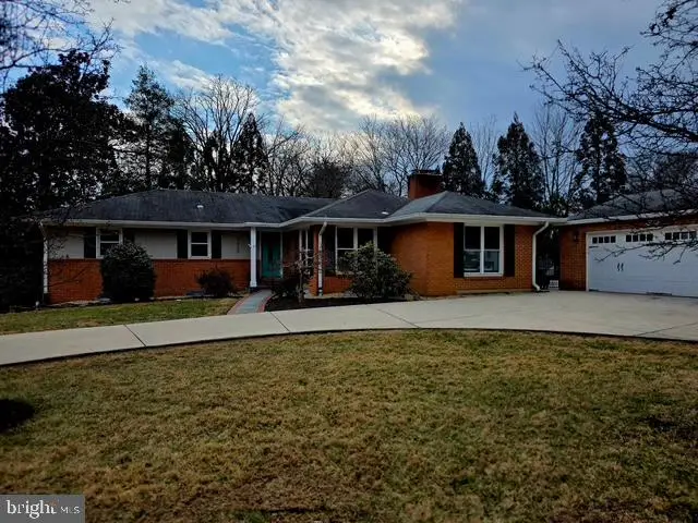 7920 W Boulevard Dr, Alexandria, VA 22308 - #1