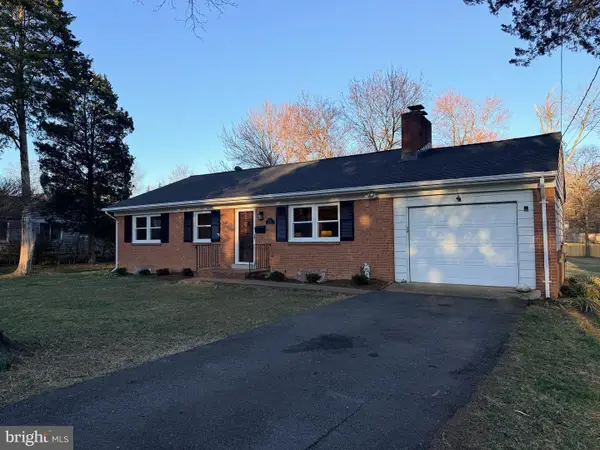 3229 Magnolia Ave, FALLS CHURCH, VA 22041