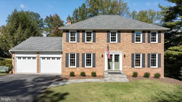 9910 Chase Hill Ct, VIENNA, VA 22182