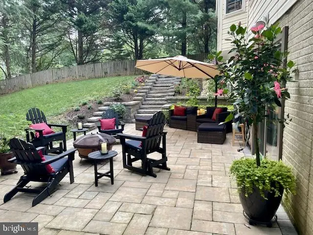 2784 Devonshire Garden Ct, Falls Church, VA 22042 - #2