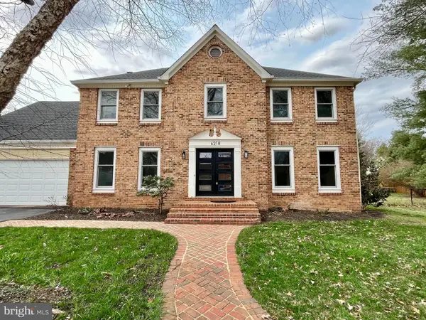 6218 Homespun Ln, FALLS CHURCH, VA 22044
