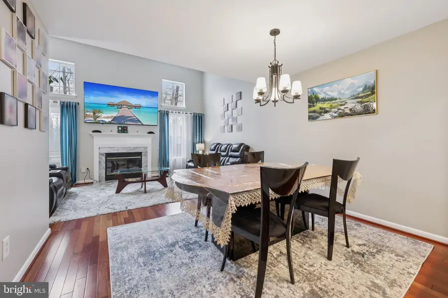 8309 Linden Oaks Ct, Lorton, VA 22079 - #3