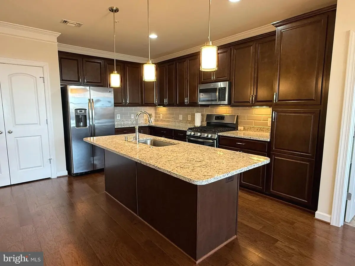 13722 Neil Armstrong Ave #407, Herndon, VA 20171 - #1