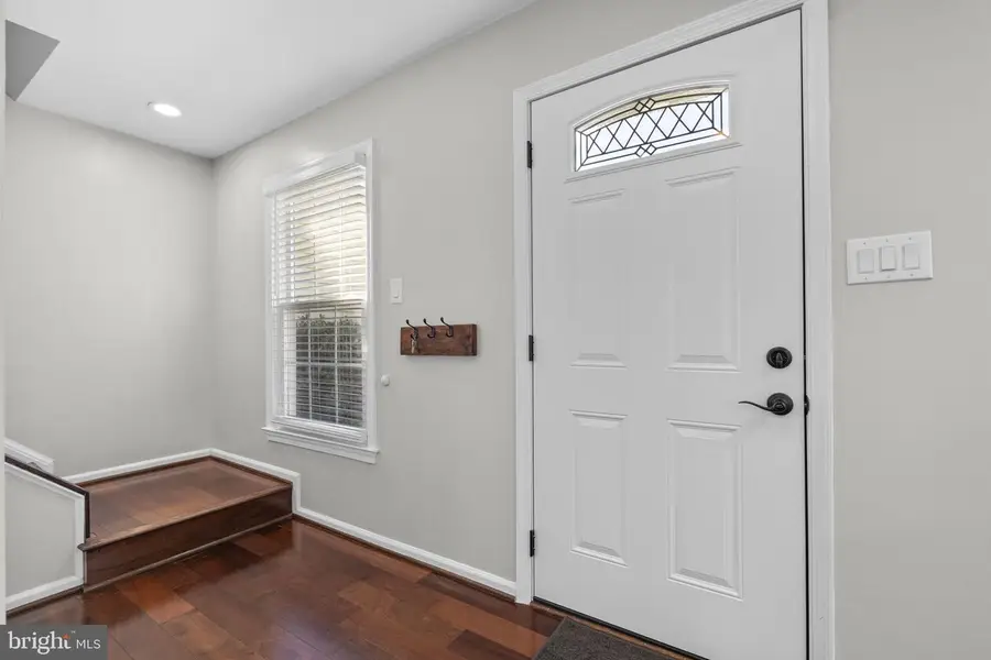 14420 Awbrey Patent Dr, Centreville, VA 20120 - #3