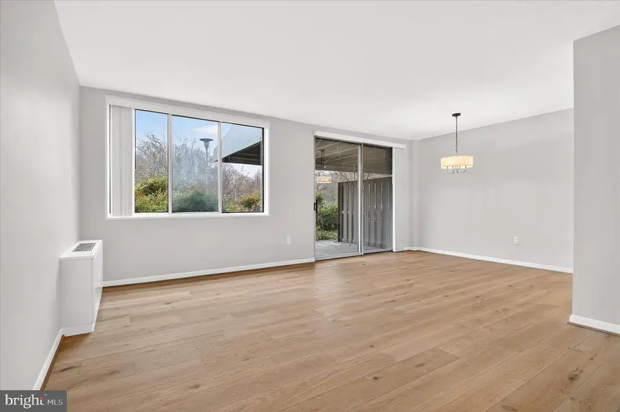 6641 Wakefield Dr #112, Alexandria, VA 22307 - #3